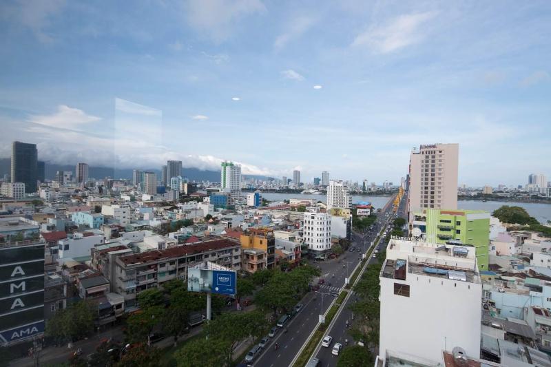 Mitisa Hotel Da Nang   Near Dragon Bridge