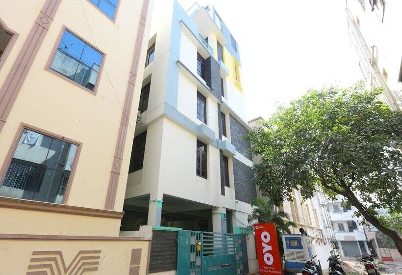 Hotel Oyo 9226 Near Railway Station