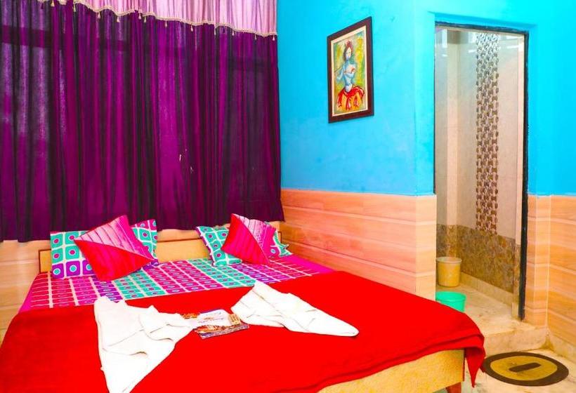 בית מלון כפרי Spot On 41885 Royal Heritage Guest House