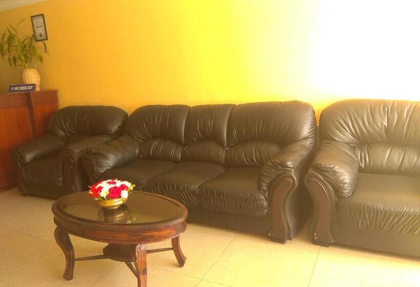 ホテル Sandra Palace