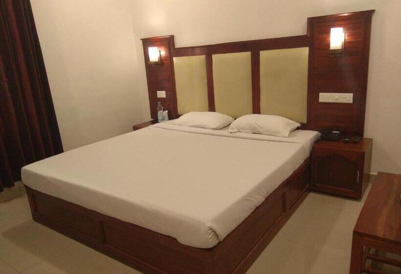 ホテル Sandra Palace