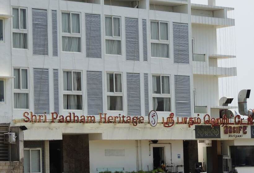호텔 Shri Padham Heritage
