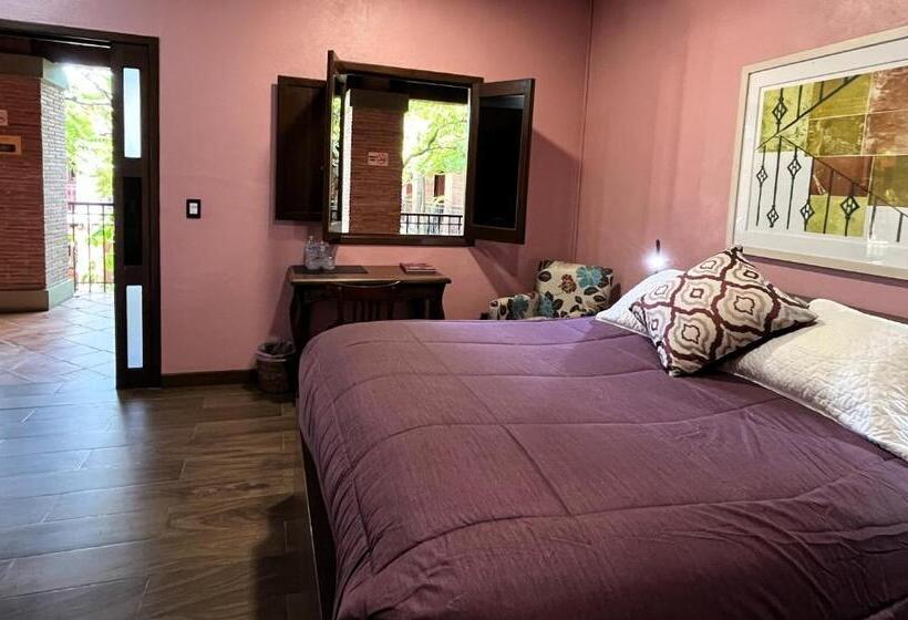 هتل Siglo Xvii Art Gallery