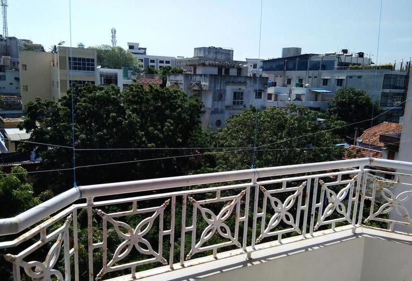 Отель Sivamurugan