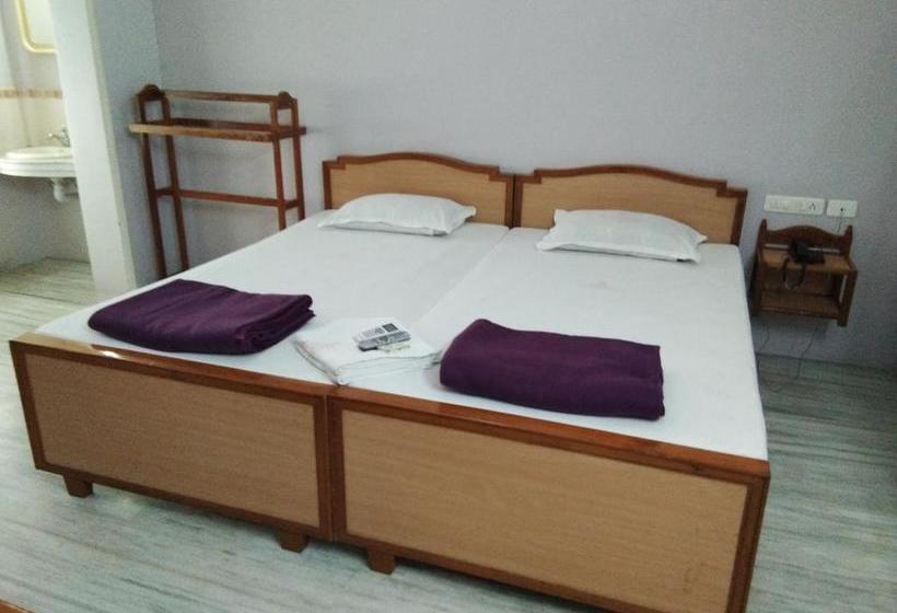 Отель Sivamurugan