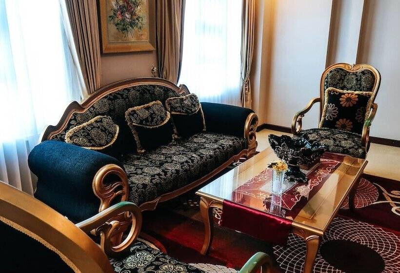 Отель Tc Damhil Ung