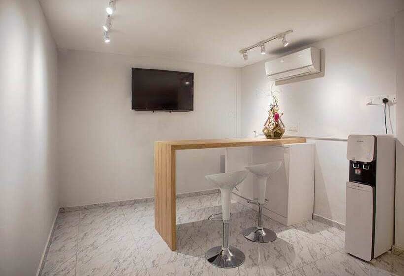 בית מלון כפרי The Marion