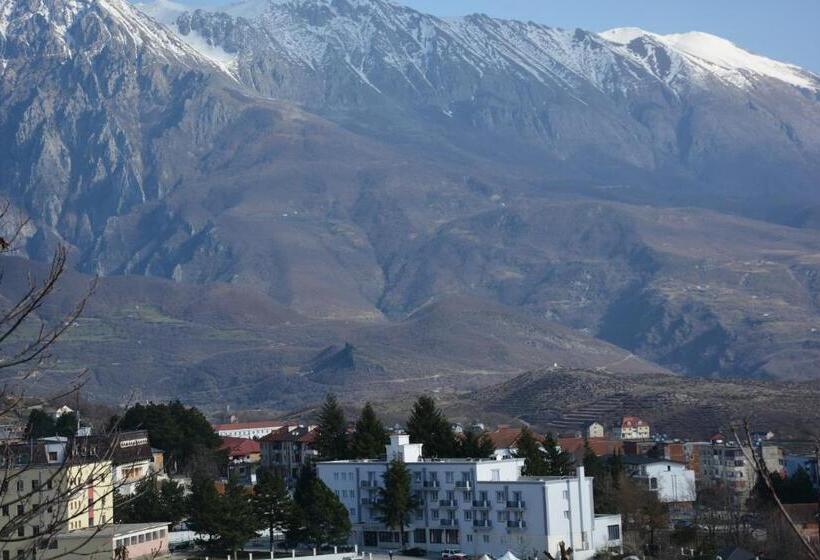 בית מלון כפרי Turizem Shkelzeni