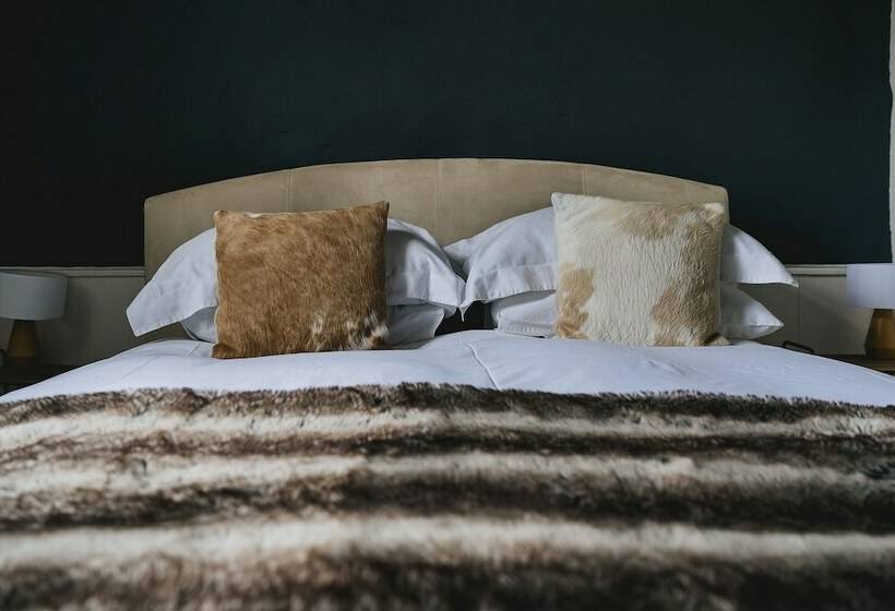 בית מלון כפרי Weeke Barton