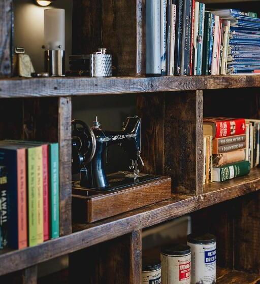 בית מלון כפרי Weeke Barton