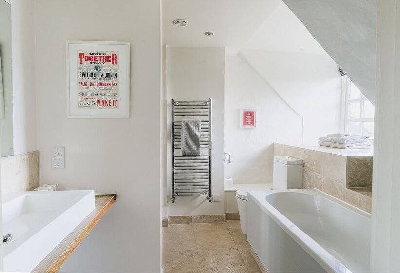 בית מלון כפרי Weeke Barton