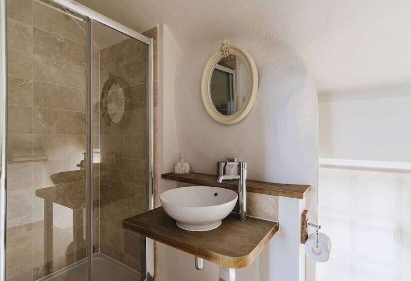 בית מלון כפרי Weeke Barton