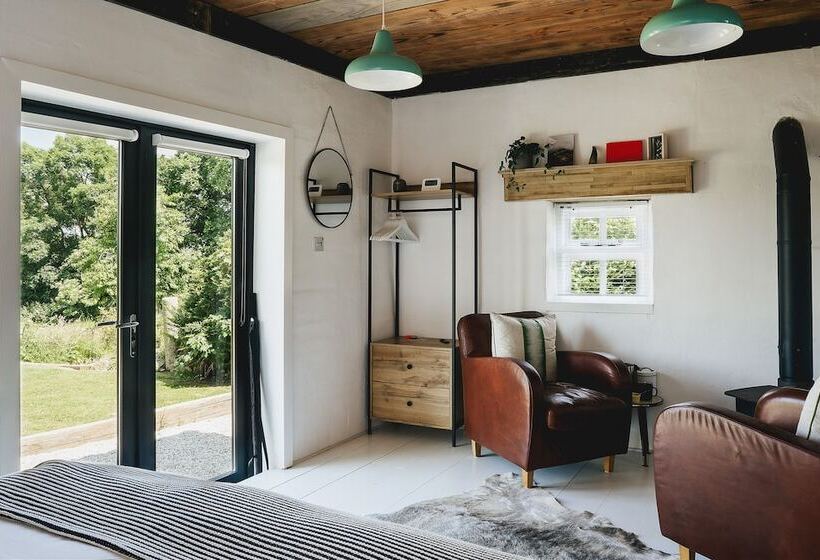 בית מלון כפרי Weeke Barton