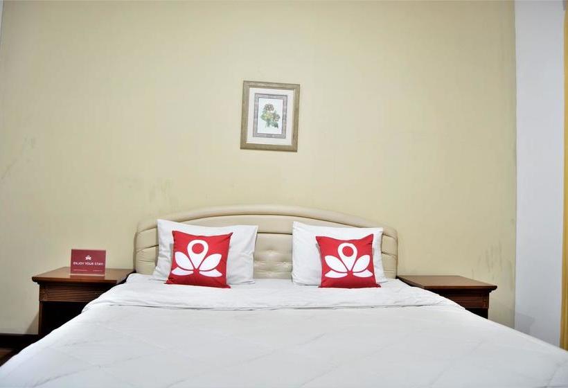 Отель Zen Rooms Basic Cipanas Km.78