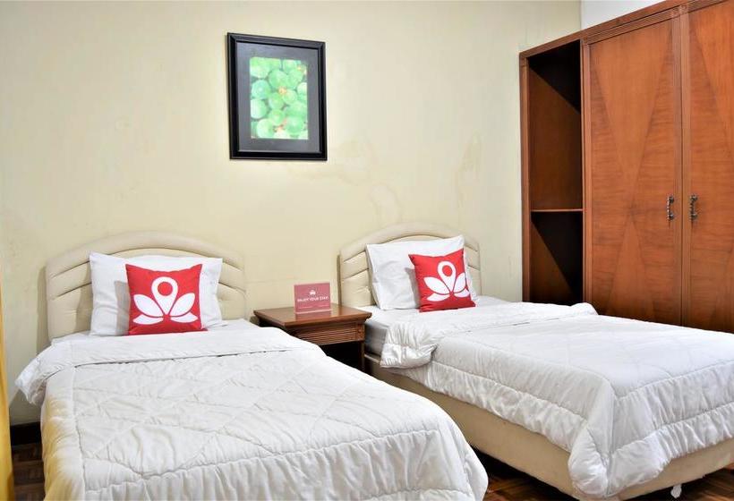 Отель Zen Rooms Basic Cipanas Km.78