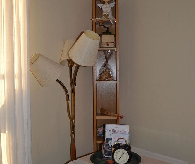 Lilla Hotellet Bed & Breakfast I Alingsås