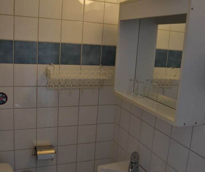 Lilla Hotellet Bed & Breakfast I Alingsås