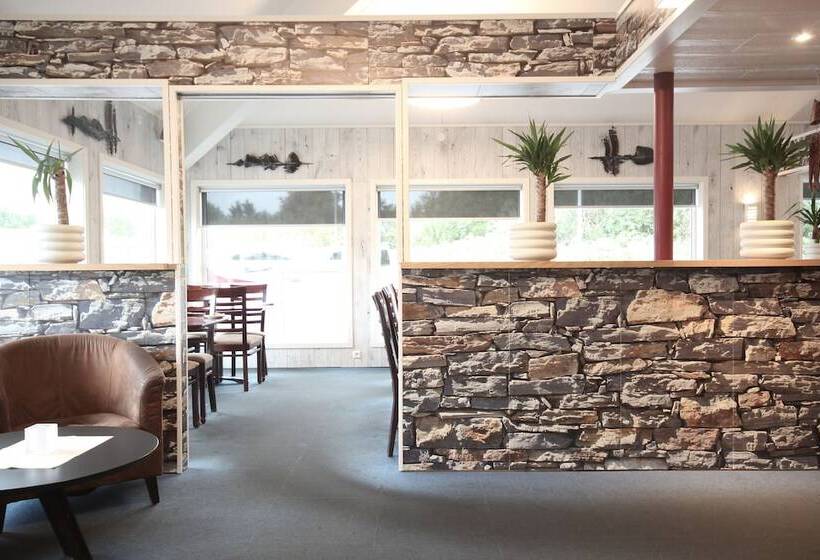 مُتل Napoli Resturant & Hotell As