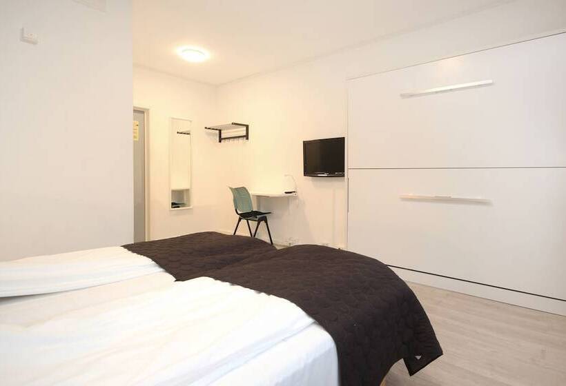 مُتل Napoli Resturant & Hotell As