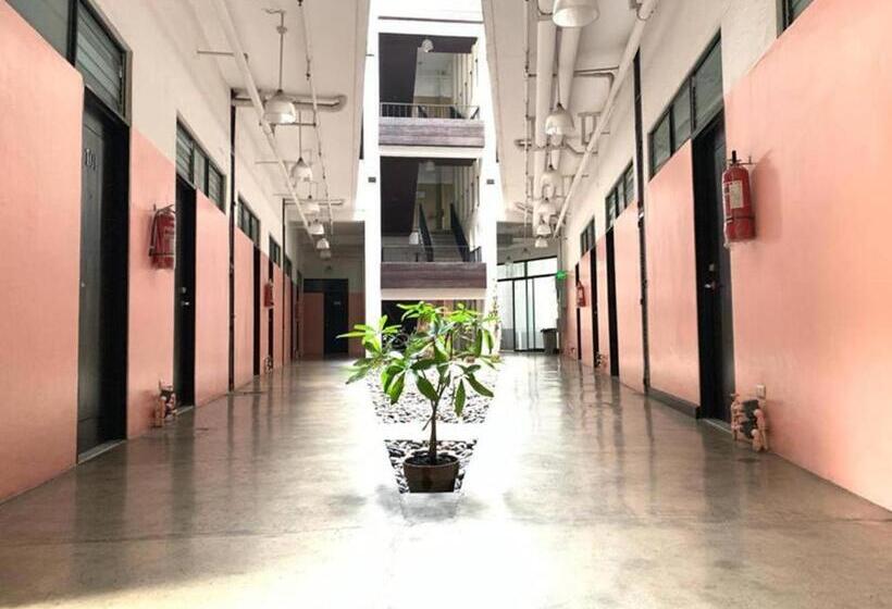 Общежитие Monchere Dormitory