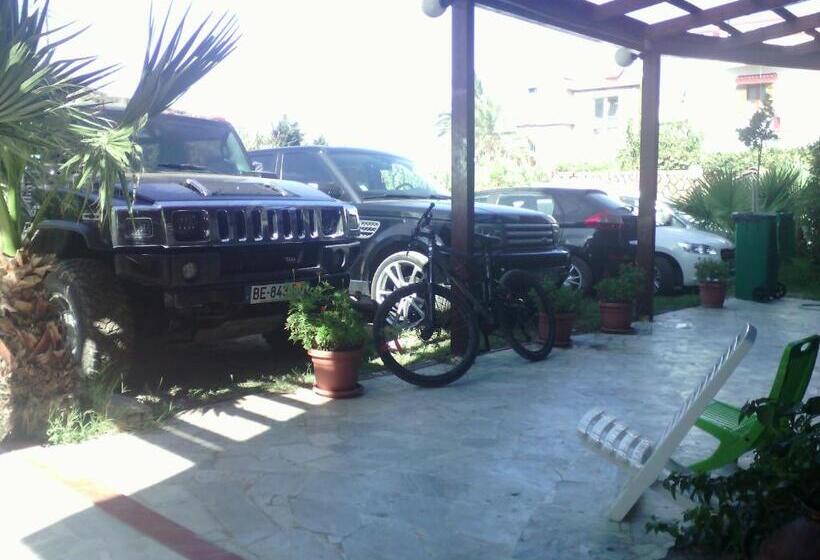 هاستل Plage D Or