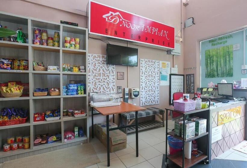 旅馆 Spot On 89796 D Noor Budget Inn