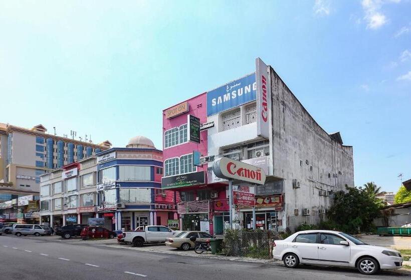 旅馆 Spot On 89796 D Noor Budget Inn