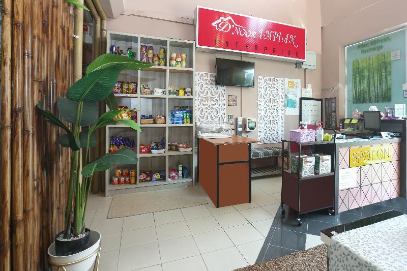 旅馆 Spot On 89796 D Noor Budget Inn