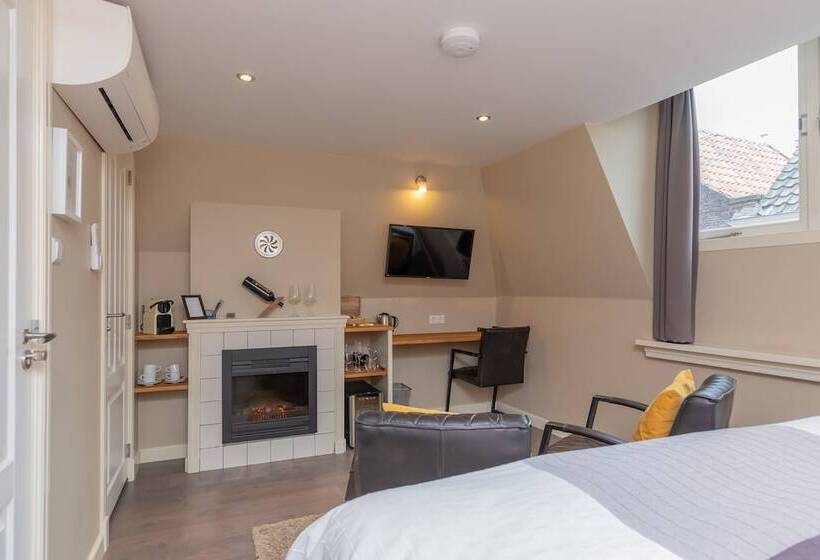 ベッドアンドブレックファースト Exlibris Boutique