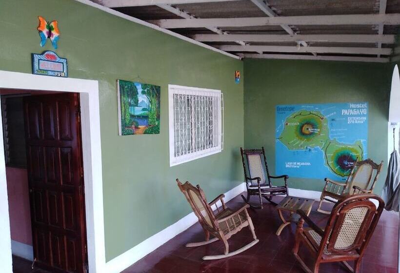 ベッドアンドブレックファースト Hostel Papagayo