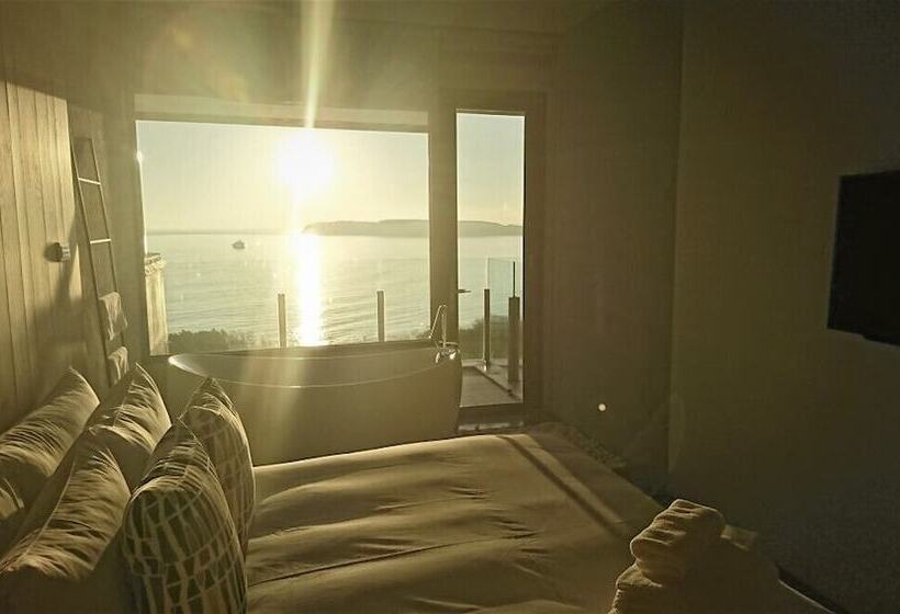 مبيت وإفطار Laguna Villas & Resorts