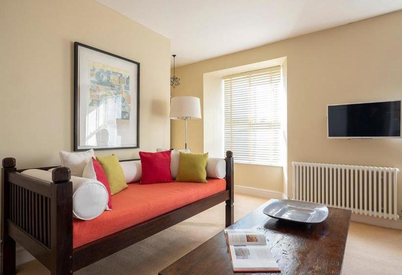 Bed and Breakfast Sennen Rise