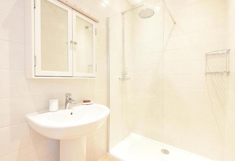 Bed and Breakfast Sennen Rise