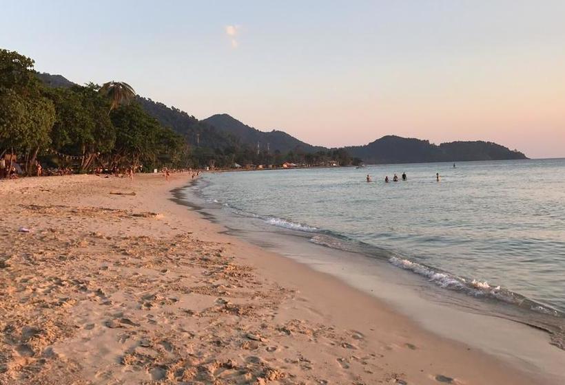 Cancun Beach Party Hostel