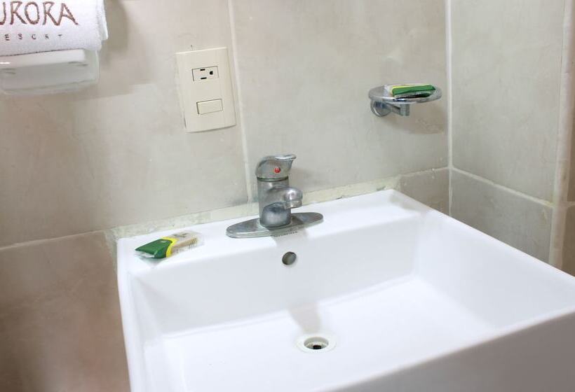 Отель Aurora Resort