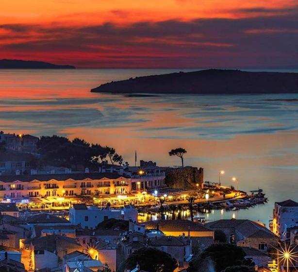 בית מלון כפרי Ayshe