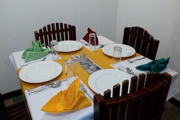 هتل Eeescart Resort Nuwaraeliya