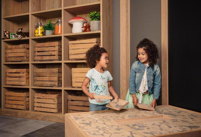 هتل Efteling Loonsche Land