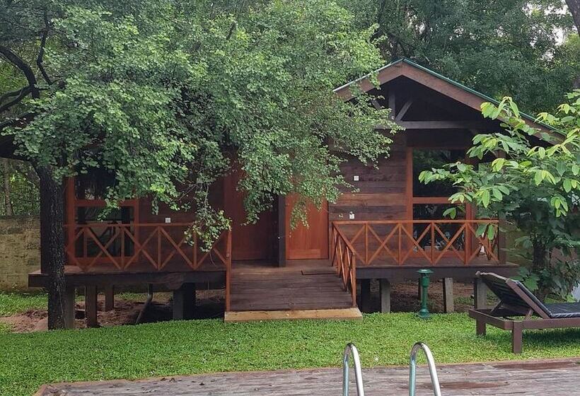 Отель Eighth Wonder Resort