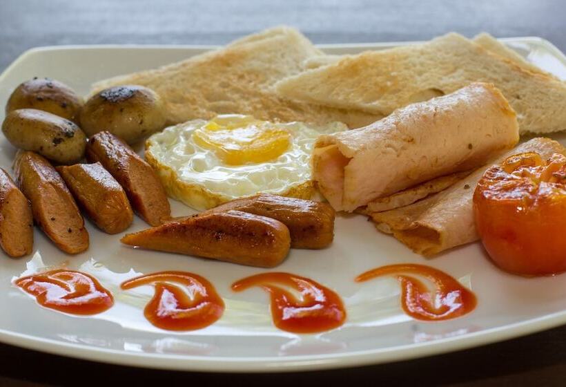 Отель Eighth Wonder Resort