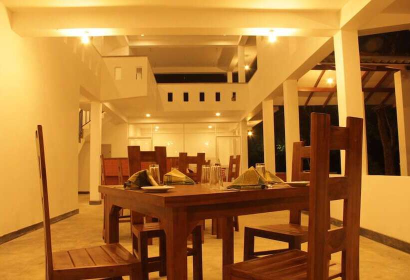 Отель Green Hut Nature Resort