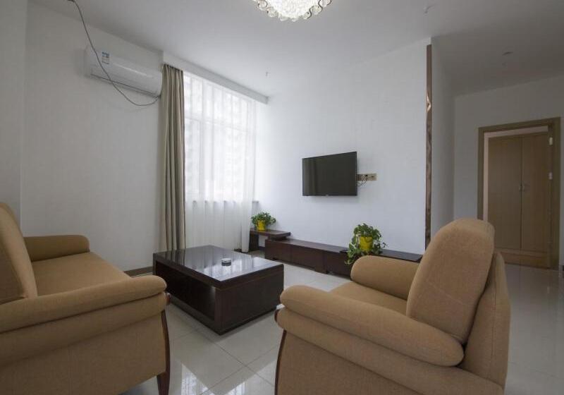 בית מלון כפרי Greentree Inn Chengde Shuangluan District Xinhui Wan Business