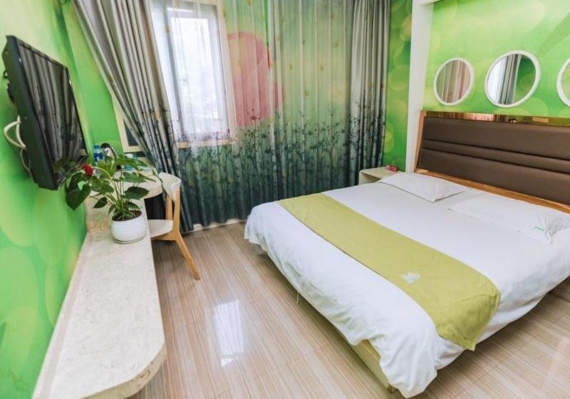 호텔 Greentree Inn Shanghai Fudan University Wujiaochang Metro Station