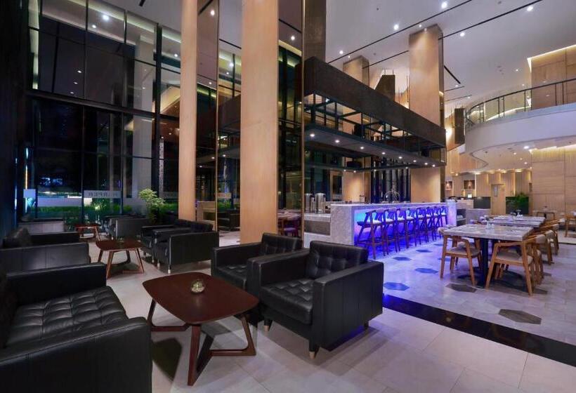 酒店 Harper Cikarang By Aston