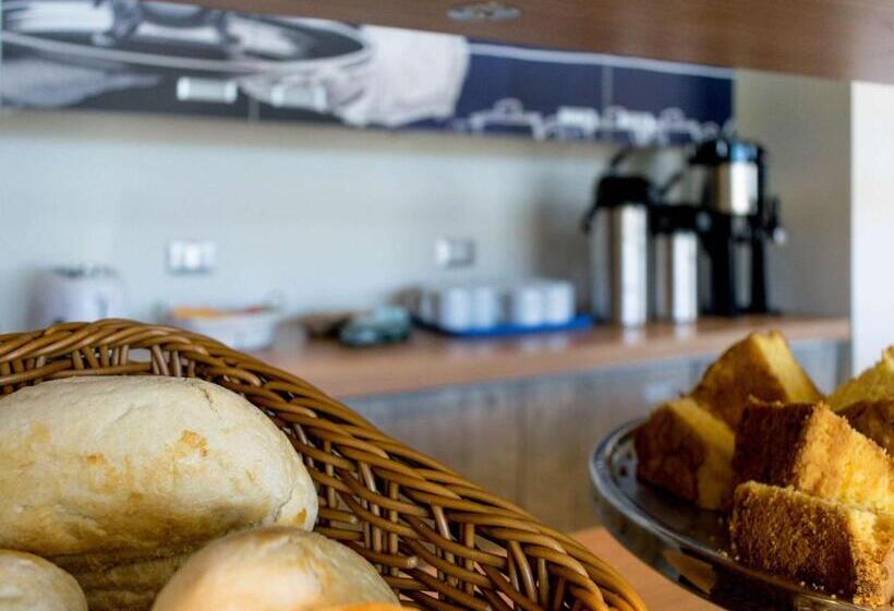 酒店 Ibis Budget Calama