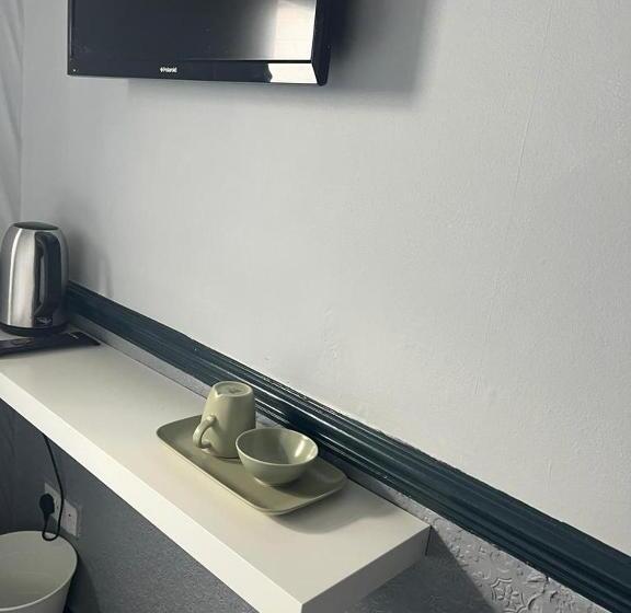 Отель Letting Rooms @ Charles Dickens