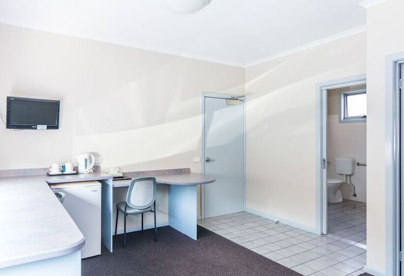 בית מלון כפרי Merimbula Lakeview