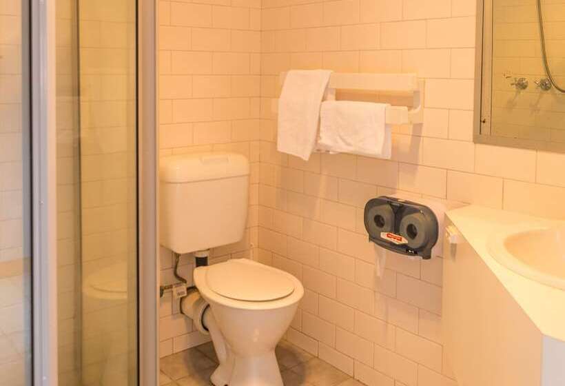 בית מלון כפרי Merimbula Lakeview