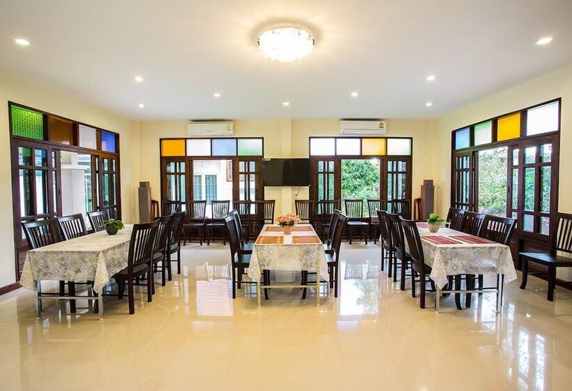 Отель Oh Amphawa Boutique Resort