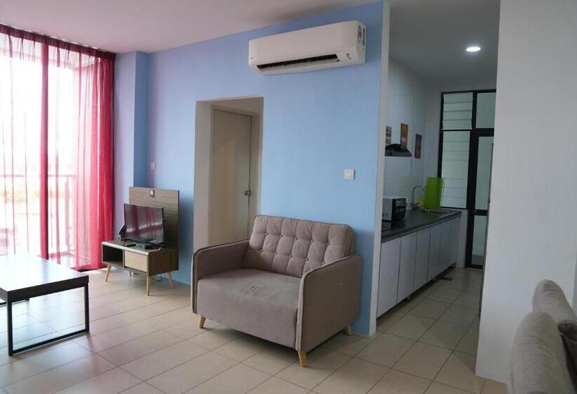 Roxy Hotel & Apartments